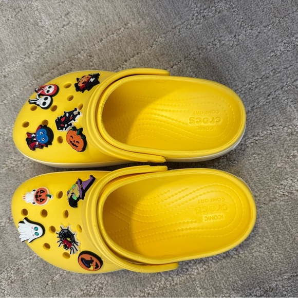 CROCS Yellow Halloween Mules - Picture 2 of 6